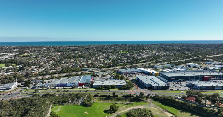 Aerial Image of EDGEWATER
