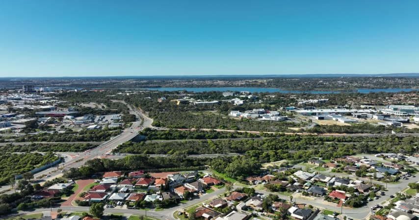 Aerial Image of HEATHRIDGE