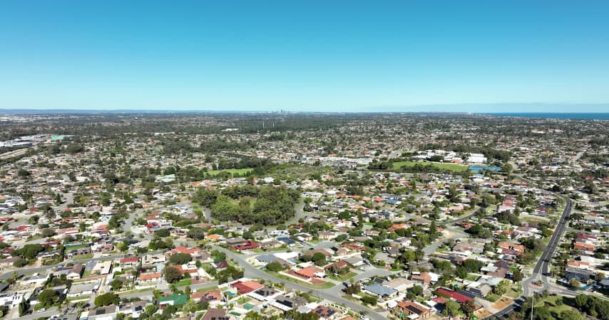Aerial Image of HEATHRIDGE