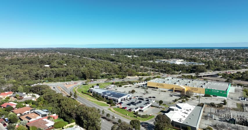 Aerial Image of EDGEWATER