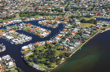 Aerial Image of HALLS HEAD
