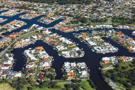 Aerial Image of HALLS HEAD