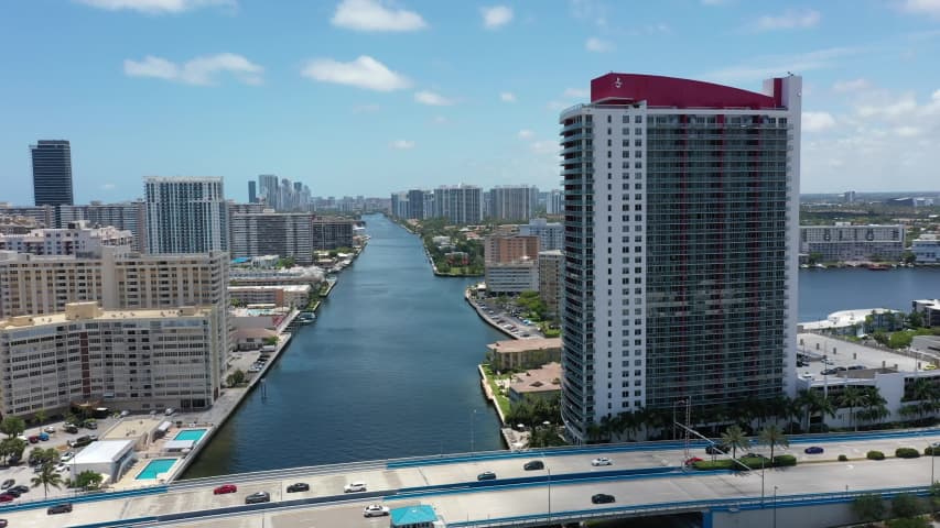 Aerial Image of HOLLYWOOD MIAMI WATERWAYS