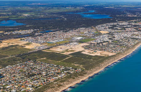 Aerial Image of MADORA BAY