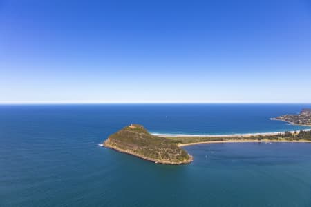 Aerial Image of BARRENJOEY LIGHTHOUSE