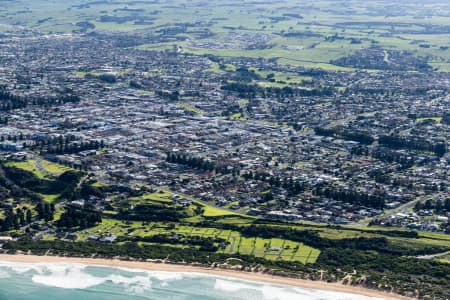 Aerial Image of WARRNAMBOOL
