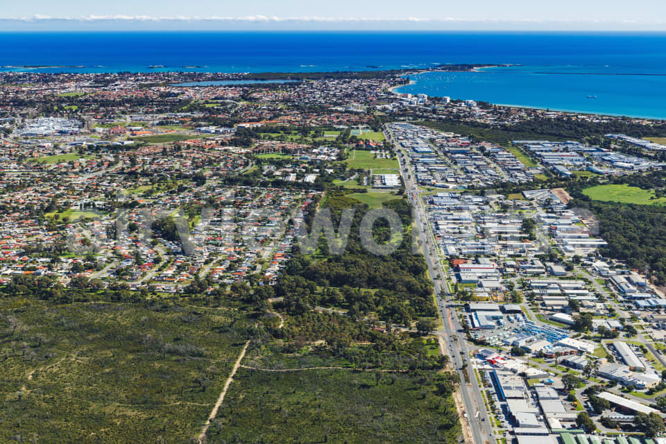 Aerial Image of Cooloongup