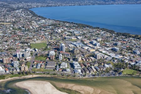Aerial Image of THE ENTRANCE