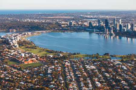 Aerial Image of SOUTH PERTH FACING PERTH CBD