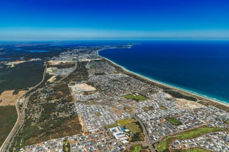 Aerial Image of GOLDEN BAY
