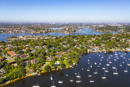 Aerial Image of HUNTERS HILL
