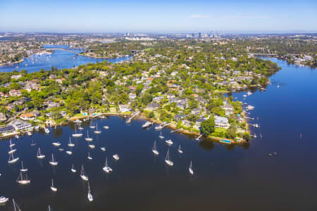 Aerial Image of HUNTERS HILL