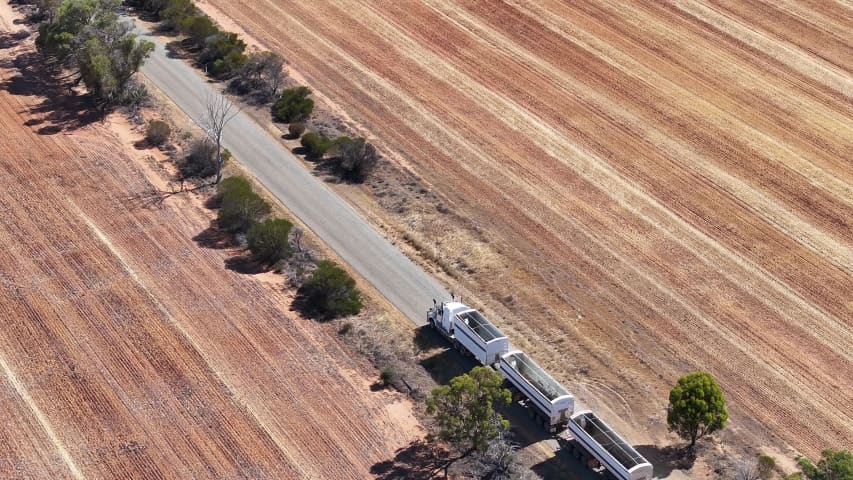 Aerial Image of MERREDIN
