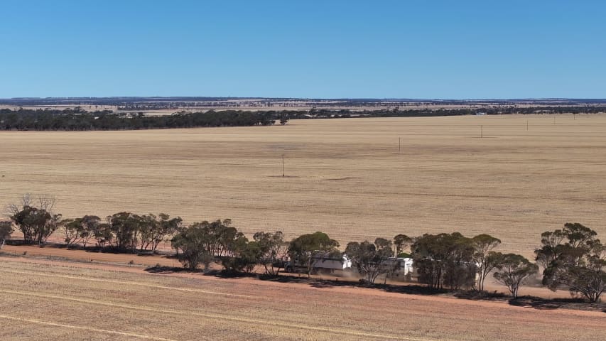 Aerial Image of MERREDIN