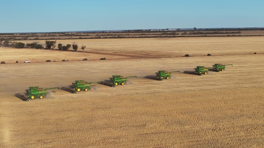 Aerial Image of MERREDIN