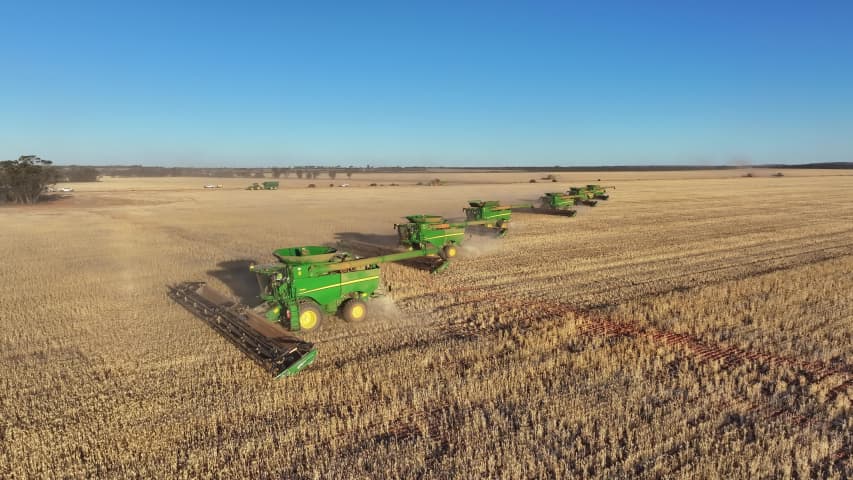 Aerial Image of MERREDIN