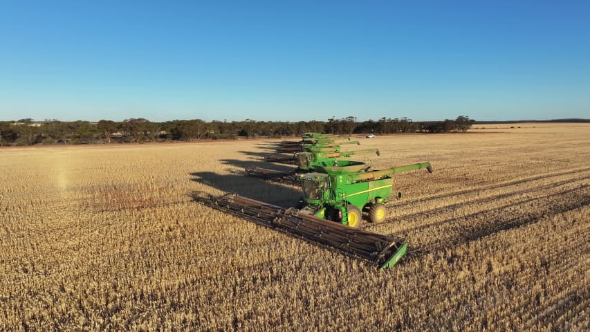 Aerial Image of MERREDIN