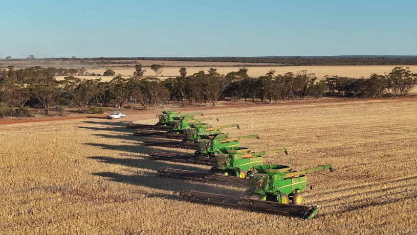 Aerial Image of MERREDIN