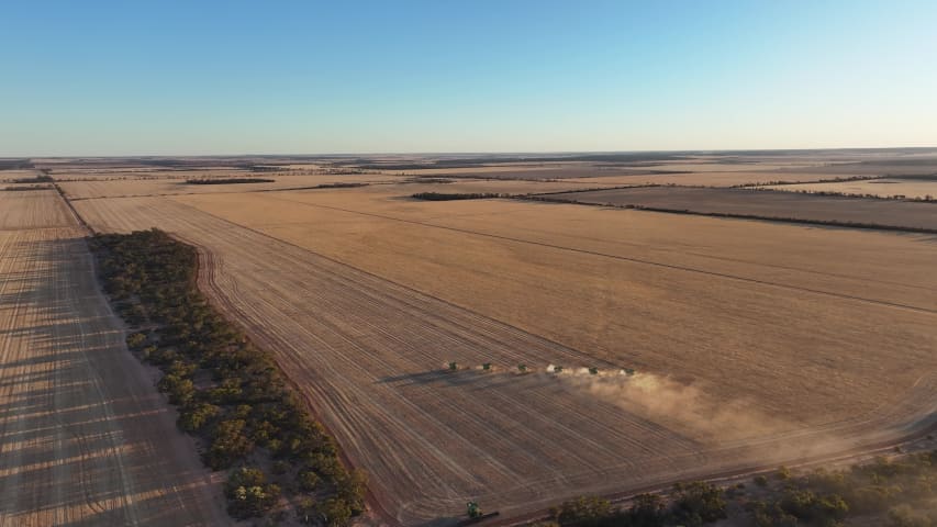 Aerial Image of MERREDIN