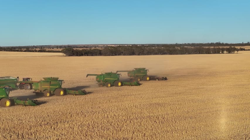 Aerial Image of MERREDIN