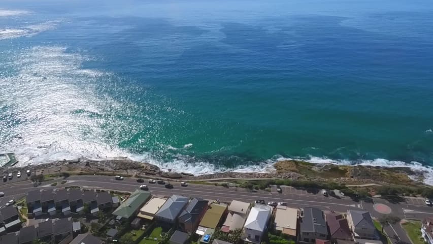 Aerial Image of FRESHWATER AND CURL CURL