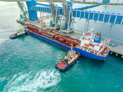 Aerial Image of EAST ROCKINGHAM