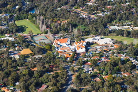 Aerial Image of LESMURDIE