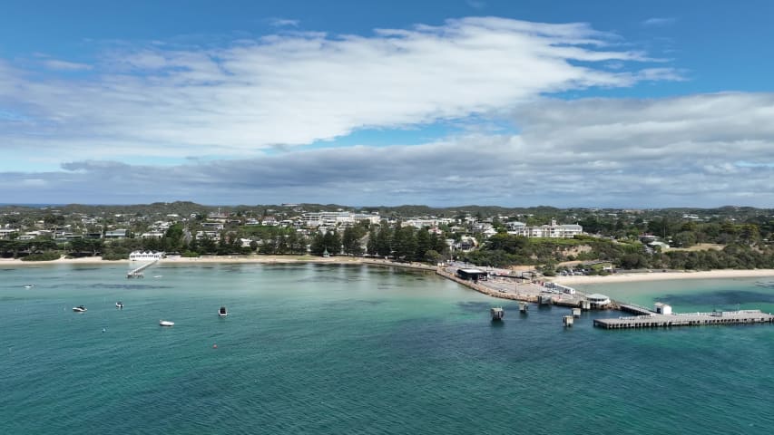 Aerial Image of SORRENTO PIER AND FORESHORE