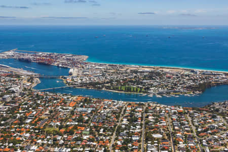 Aerial Image of FREMANTLE LOOKING WEST