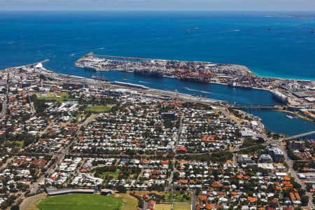 Aerial Image of FREMANTLE LOOKING WEST