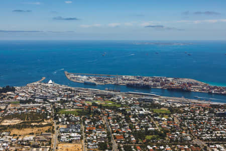 Aerial Image of FREMANTLE LOOKING WEST