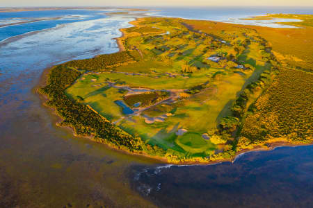 Aerial Image of SWAN ISLAND AND QUEENSCLIFF GOLF CLUB