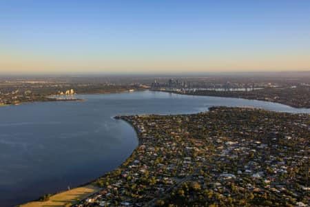 Aerial Image of APPLECROSS TO PERTH CBD