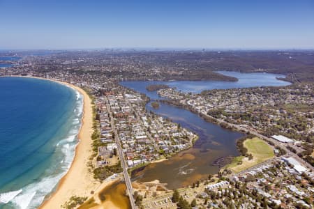 Aerial Image of NARRABEEN