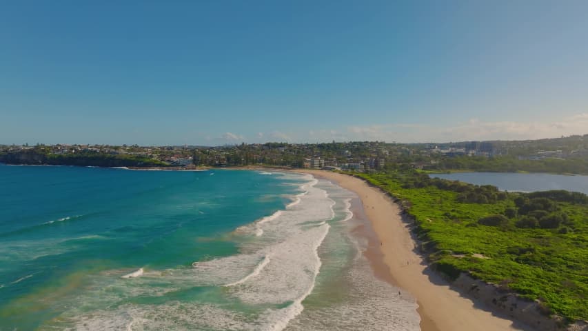 Aerial Image of CURL CURL TO DEE WHY BEACH