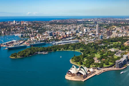 Aerial Image of OPERA HOUSE TO POTTS POINT