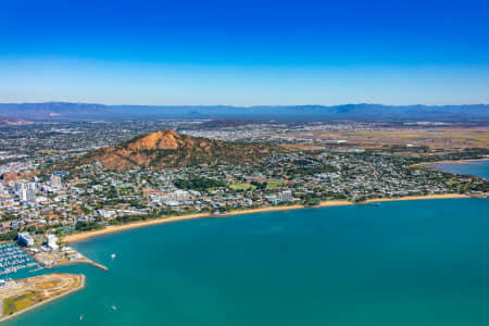 Aerial Image of TOWNSVILLE, NORTH WARD AND BELIGAN GARDENS