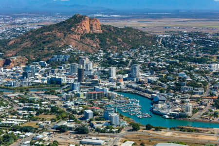 Aerial Image of TOWNSVILLE, NORTH WARD AND BELIGAN GARDENS