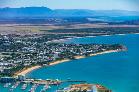 Aerial Image of TOWNSVILLE, NORTH WARD AND BELIGAN GARDENS