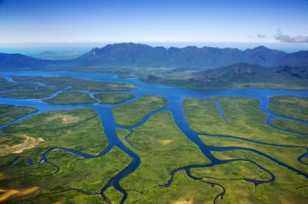 Aerial Image of HINCHINBROOK ISLAND