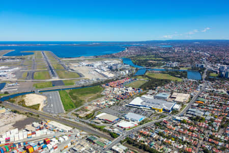 Aerial Image of ST PETERS AND TEMPE