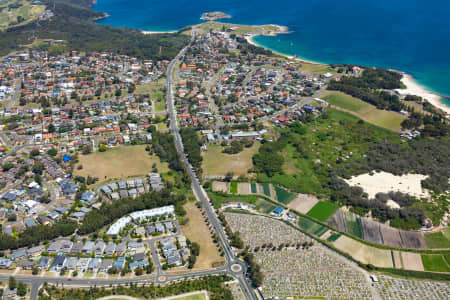 Aerial Image of PHILLIP BAY AND LITTLE BAY