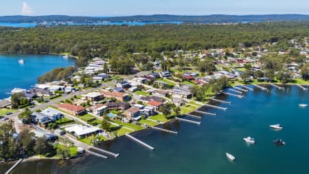 Aerial Image of SUMMERLAND POINT
