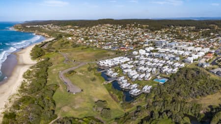 Aerial Image of CAVES BEACH