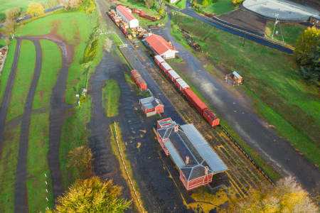 Aerial Image of DAYLESFORD RAILWAY STATION