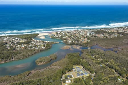 Aerial Image of LAKE CATHIE, PORT MACQUARIE