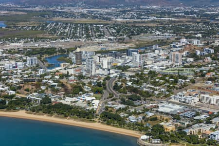 Aerial Image of THE STRAND AND NORTH WARD TOWNSVILLE