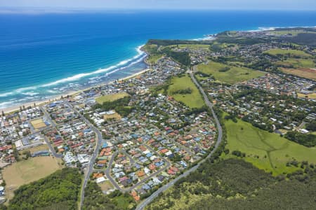 Aerial Image of LENNOX HEAD AERIAL