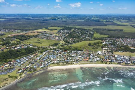 Aerial Image of LENNOX HEAD AERIAL