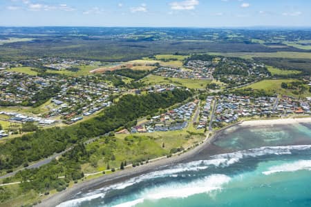 Aerial Image of LENNOX HEAD AERIAL